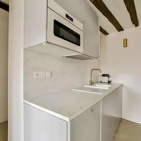 Apartment Tres Bel 4p - Marais Saint Paul Paris